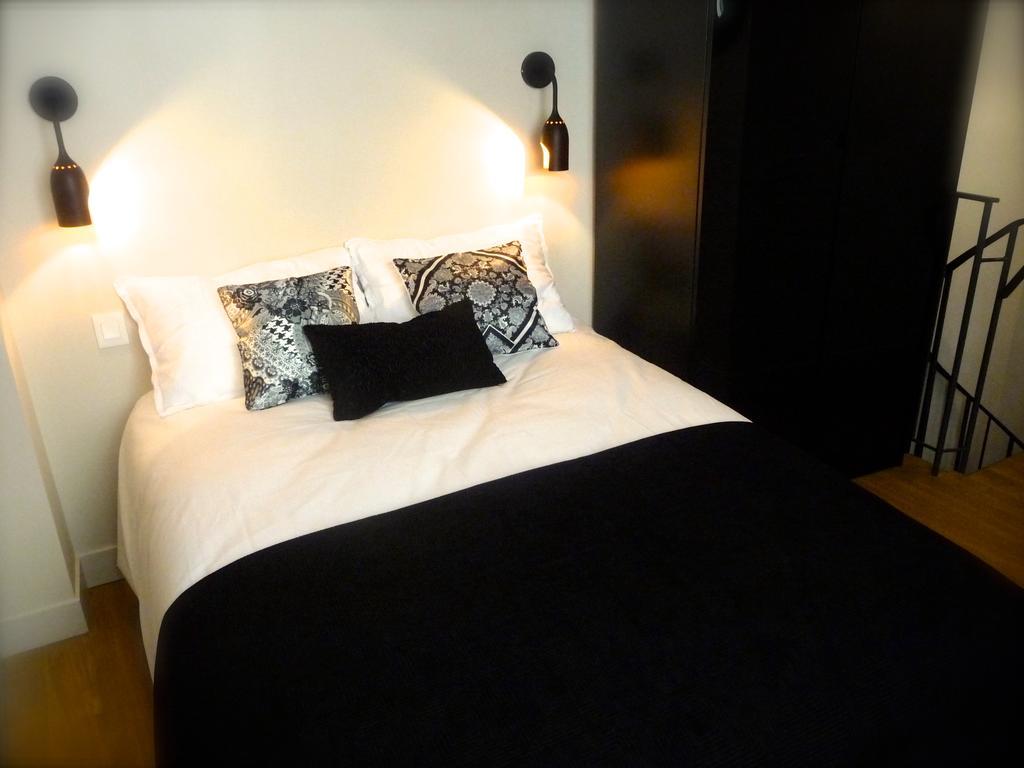 Appartement Duplex de charme au Coeur de Montmartre à Paris Chambre photo