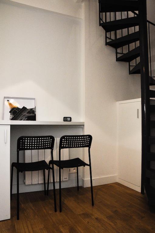 Appartement Duplex de charme au Coeur de Montmartre à Paris Chambre photo