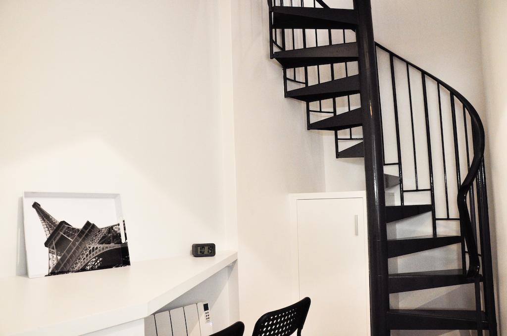 Appartement Duplex de charme au Coeur de Montmartre à Paris Chambre photo