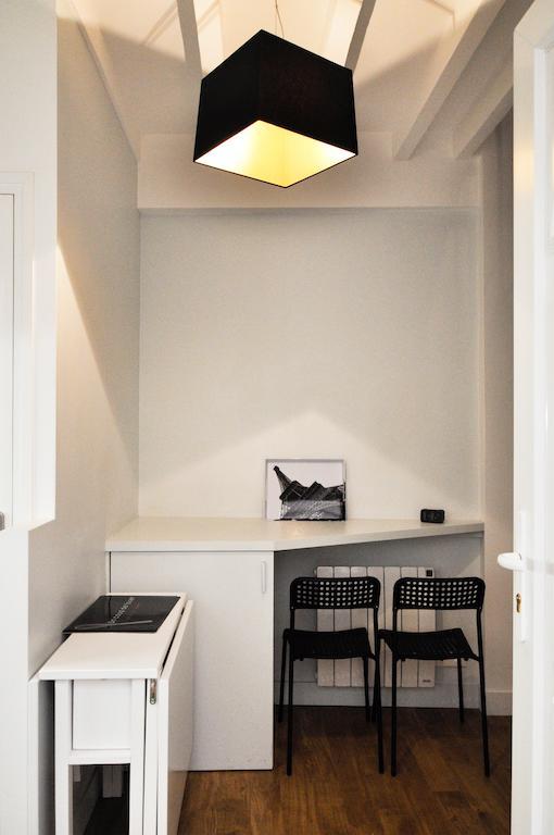 Appartement Duplex de charme au Coeur de Montmartre à Paris Chambre photo