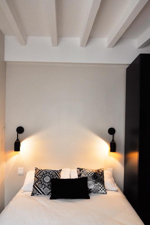 Appartement Duplex de charme au Coeur de Montmartre à Paris Chambre photo